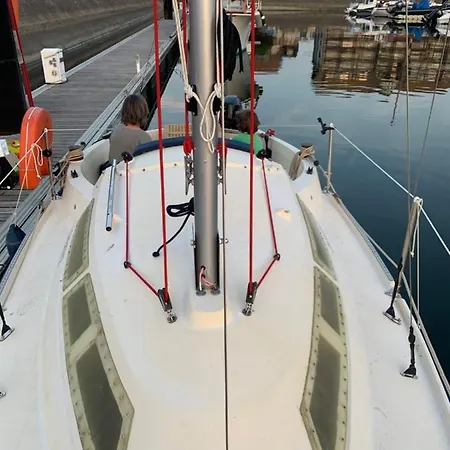 Madi Au Fil De L'eau A *