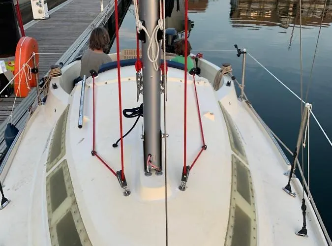 Madi Au Fil De L'eau A *