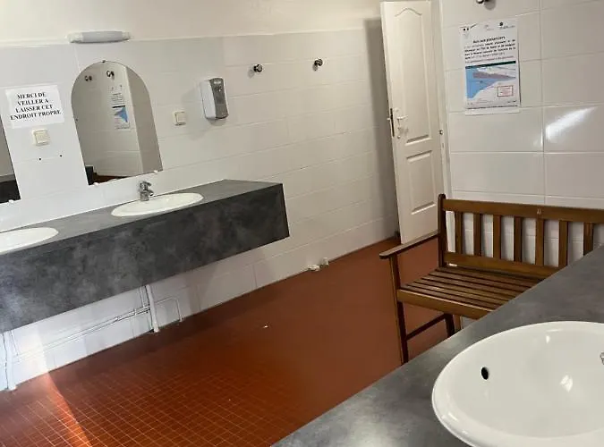 Madi Au Fil De L'eau A Botel Deauville