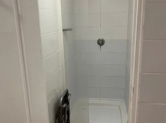 Botel Madi Au Fil De L'eau A Deauville