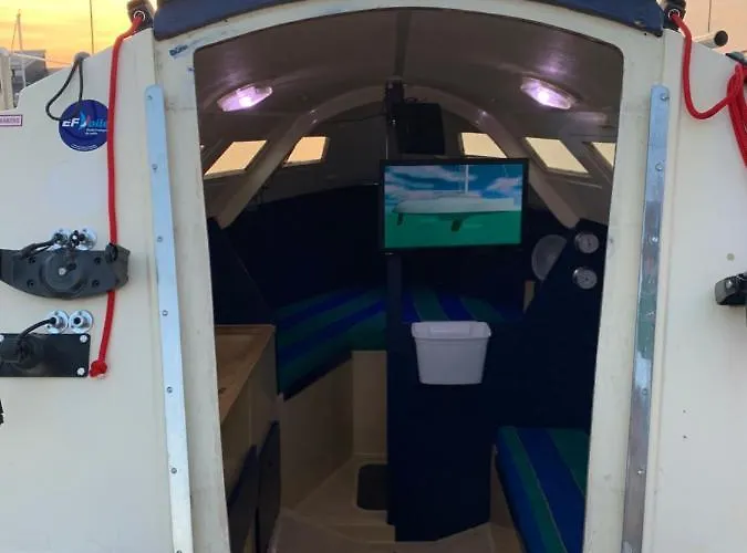 Madi Au Fil De L'eau A *